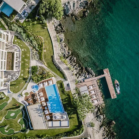 Ikador Luxury Boutique &