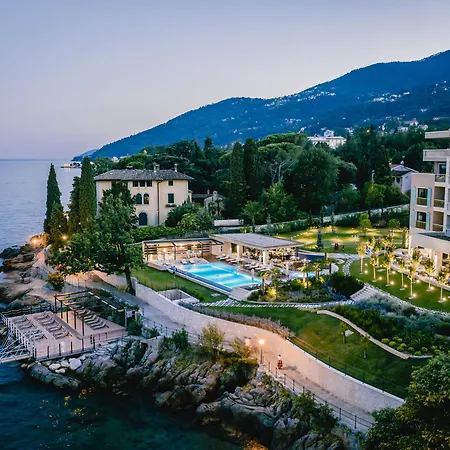 Ikador Luxury Boutique &