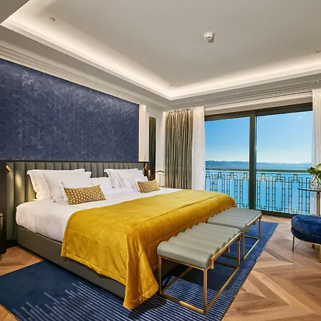 Ikador Luxury Boutique &