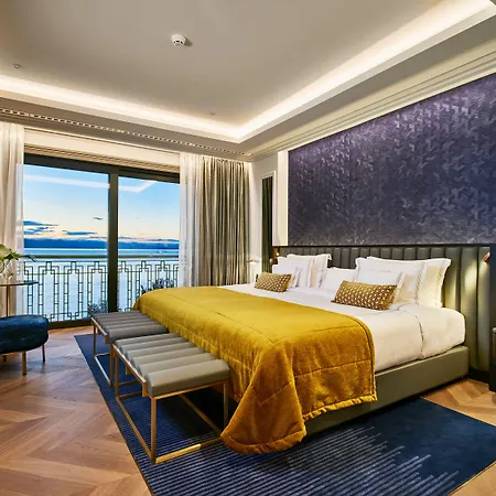 Ikador Luxury Boutique & 5*