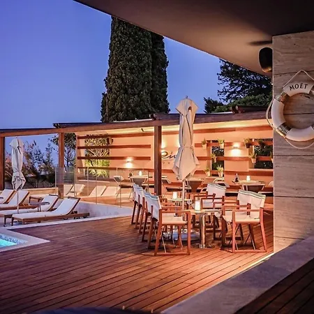 Hotel Ikador Luxury Boutique &