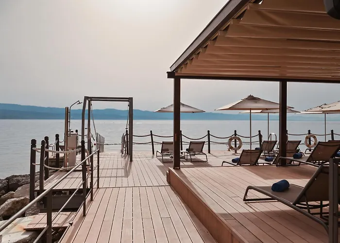 Отель Ikador Luxury Boutique & 5*