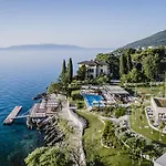 Ikador Luxury Boutique & فندق أوباتيا