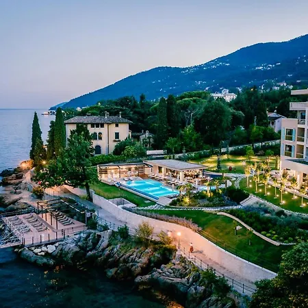 Ikador Luxury Boutique & Hotel 5*