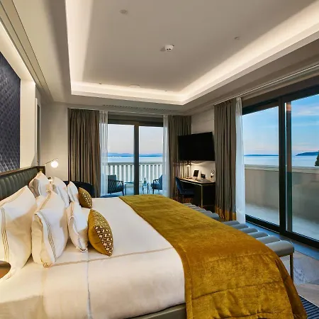 Ikador Luxury Boutique & Hotel 5*