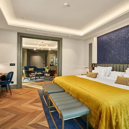 Ikador Luxury Boutique & 5*