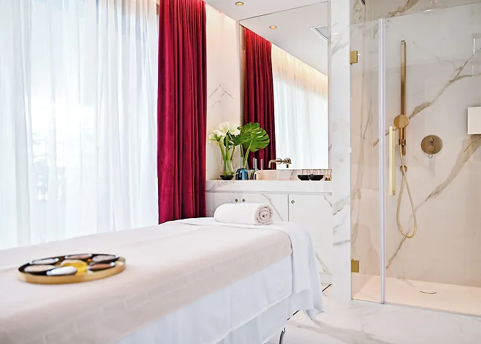 酒店 Ikador Luxury Boutique & 5*